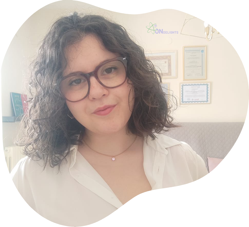 Emanuela-Massaro-ondelights.com-top-1-1.png