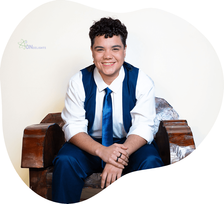 Mariana-Barcelos-ondelights.com-top-1-1.png